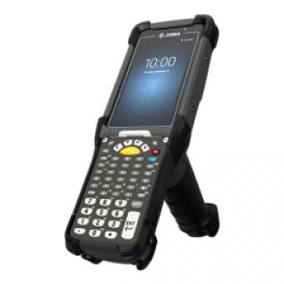 Zebra MC9300 adatgyűjtő: 2D, imager (normál olvasási távolság, SE4750), billentyűzet (53 gomb, VT Emulator ), pisztoly markolatos, kamera (13MP), front kameraera (5MP), Interaktív szenzor (gyorsulás érzékelés), 10,9cm (4,3''), Bluetooth, Wi-Fi (802.11ac), NFC, Micro SD foglalat, 800x480 pixel, Qualcomm Octa Core, 2.2GHz, RAM: 4 GB, Flash: 32 GB, Android (8.1), IP65, IP67, tartalmaz.: akkumulátor, 7000 mAh