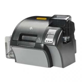 Zebra kártya nyomtató, egyoldalas kártya nyomtatás, retransfer nyomtatás (4-szín, monokróm), felbontás: 12 dots/mm (300 dpi), gyorsaság(max.): 190 kártya/óra, USB, Ethernet, egyszerre max. 150 kártya, tartalmaz.: tápkábel (EU, UK)